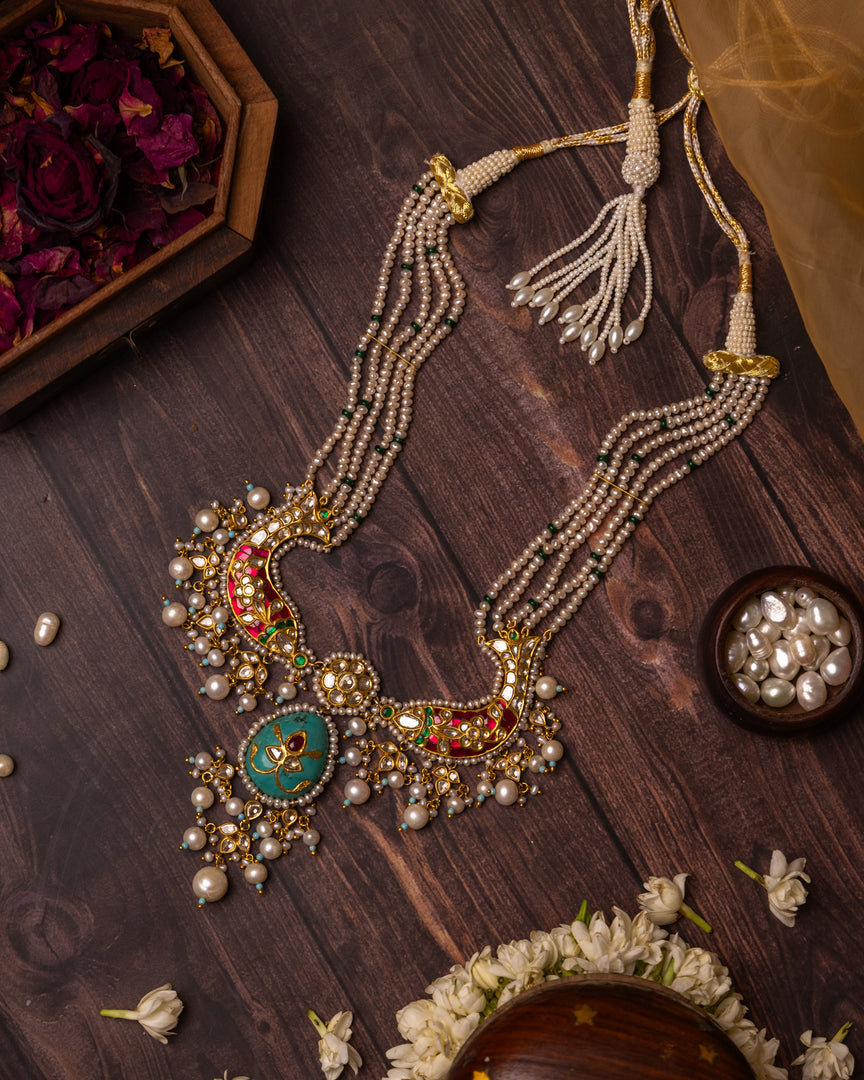 Minaa Necklace