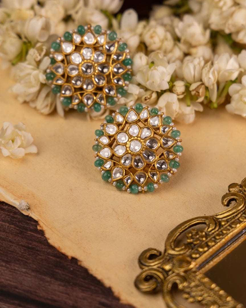 Zubeida Studs